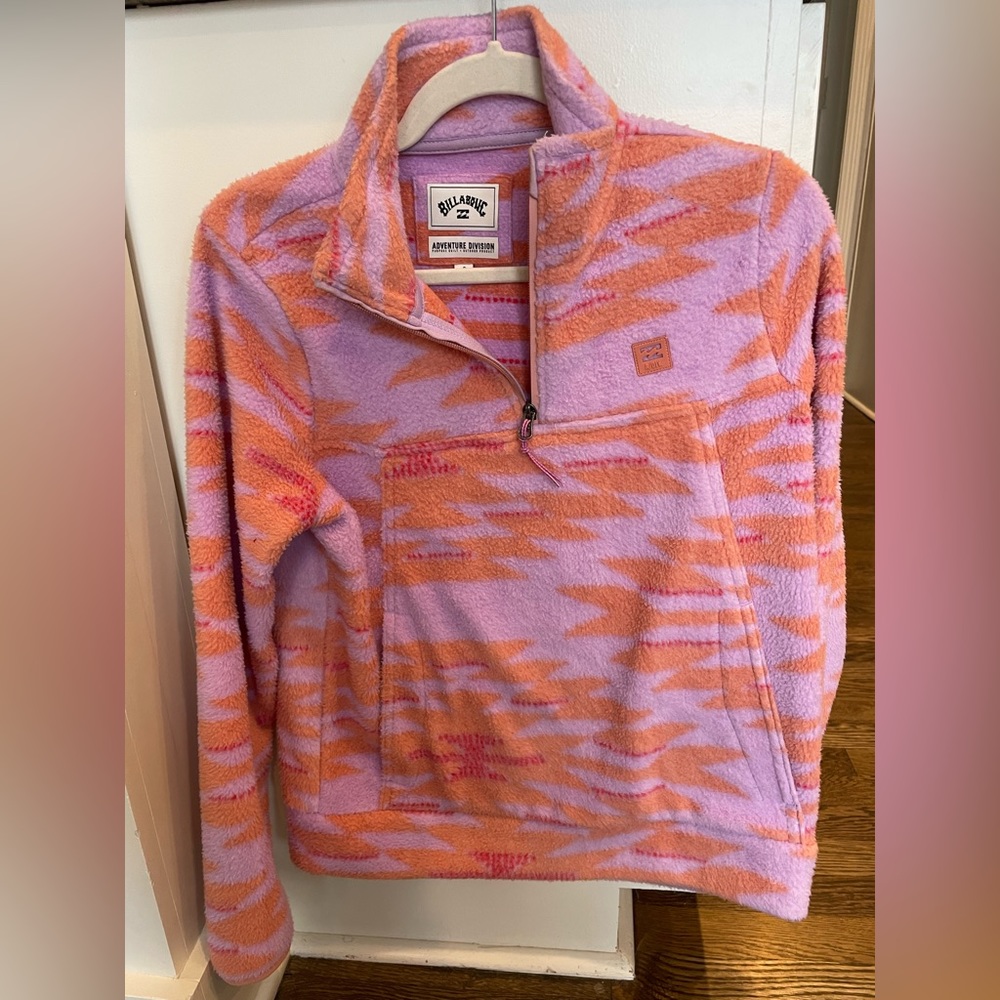 Billabong women’s pink fleece